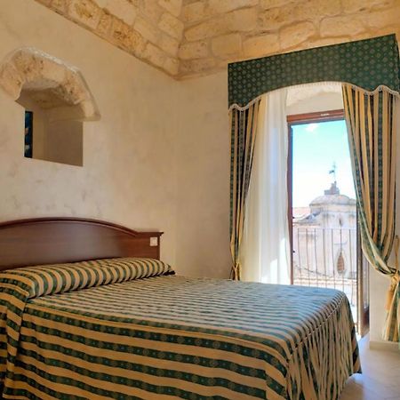 Rooms Dimora Arco - Affitti Brevi Italia Monte Sant'Angelo Eksteriør billede