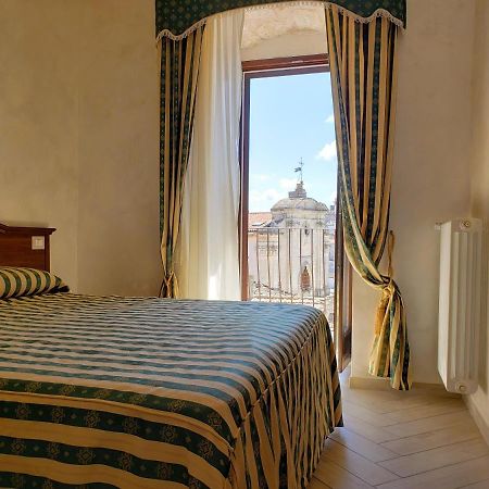 Rooms Dimora Arco - Affitti Brevi Italia Monte Sant'Angelo Eksteriør billede
