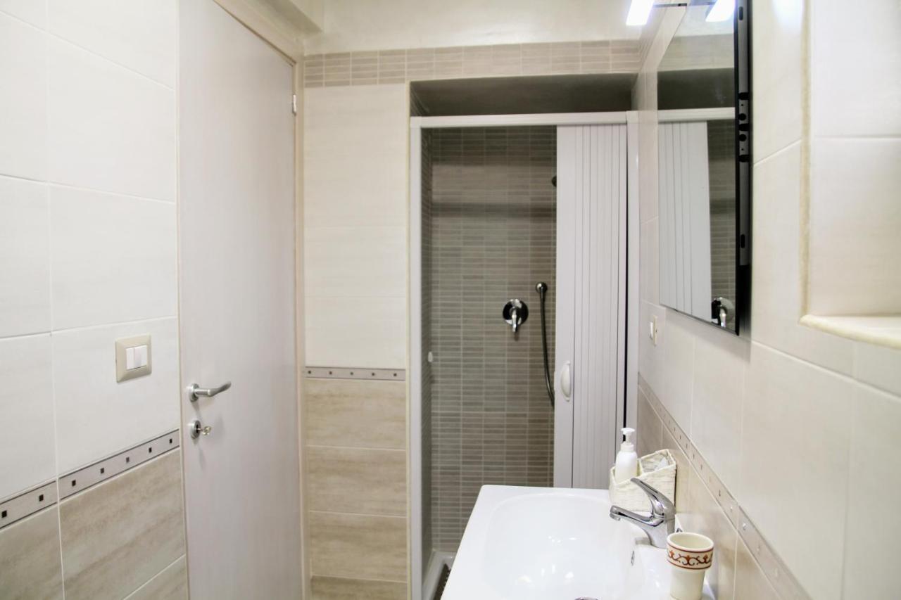 Rooms Dimora Arco - Affitti Brevi Italia Monte Sant'Angelo Eksteriør billede