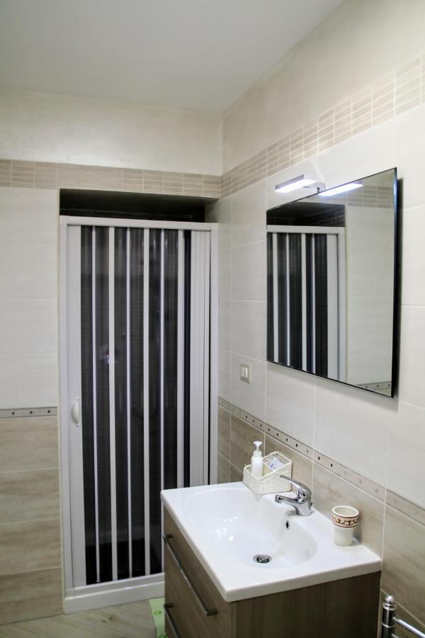 Rooms Dimora Arco - Affitti Brevi Italia Monte Sant'Angelo Eksteriør billede