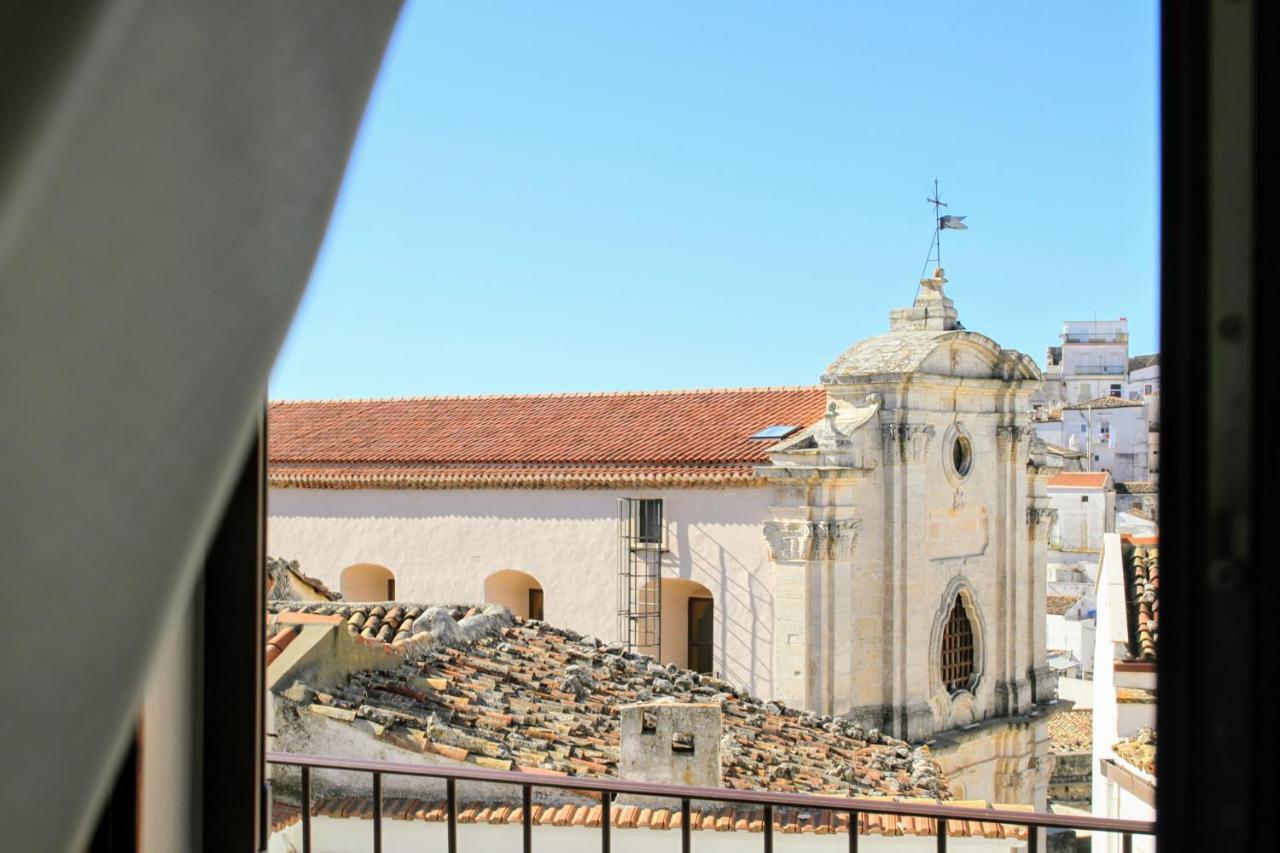 Rooms Dimora Arco - Affitti Brevi Italia Monte Sant'Angelo Eksteriør billede