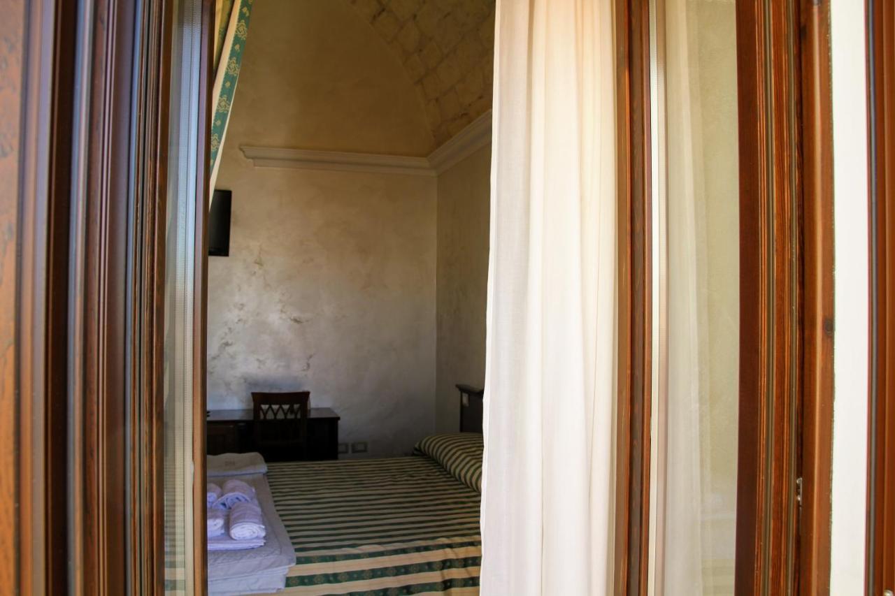 Rooms Dimora Arco - Affitti Brevi Italia Monte Sant'Angelo Eksteriør billede