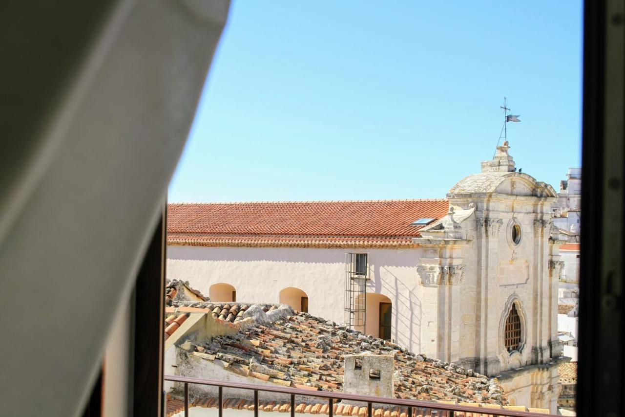 Rooms Dimora Arco - Affitti Brevi Italia Monte Sant'Angelo Eksteriør billede