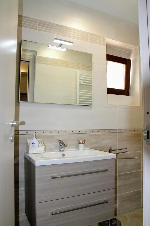 Rooms Dimora Arco - Affitti Brevi Italia Monte Sant'Angelo Eksteriør billede