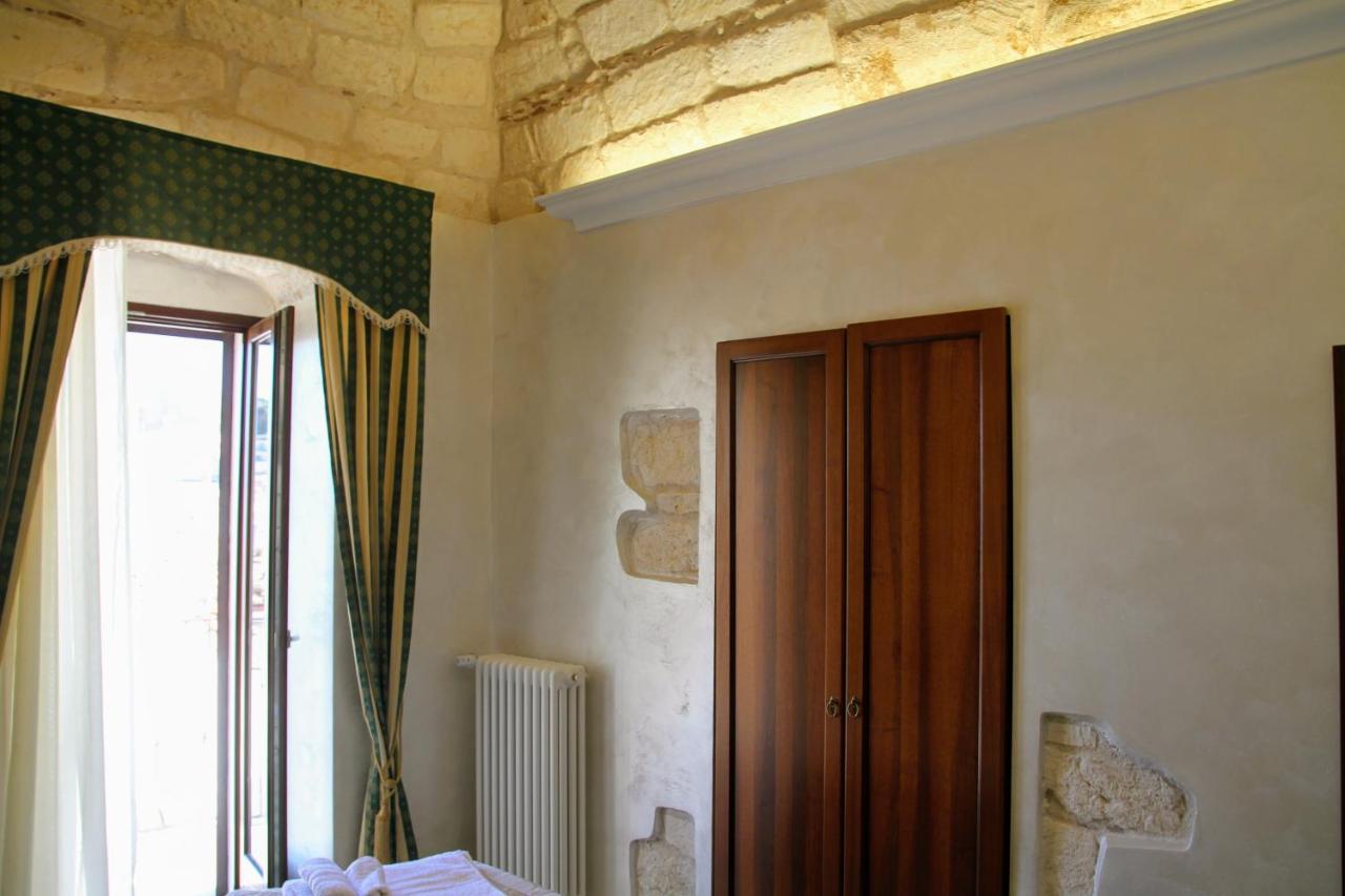 Rooms Dimora Arco - Affitti Brevi Italia Monte Sant'Angelo Eksteriør billede